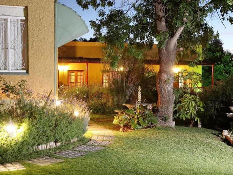 Gumtree Guest House Oudtshoorn Exterior foto